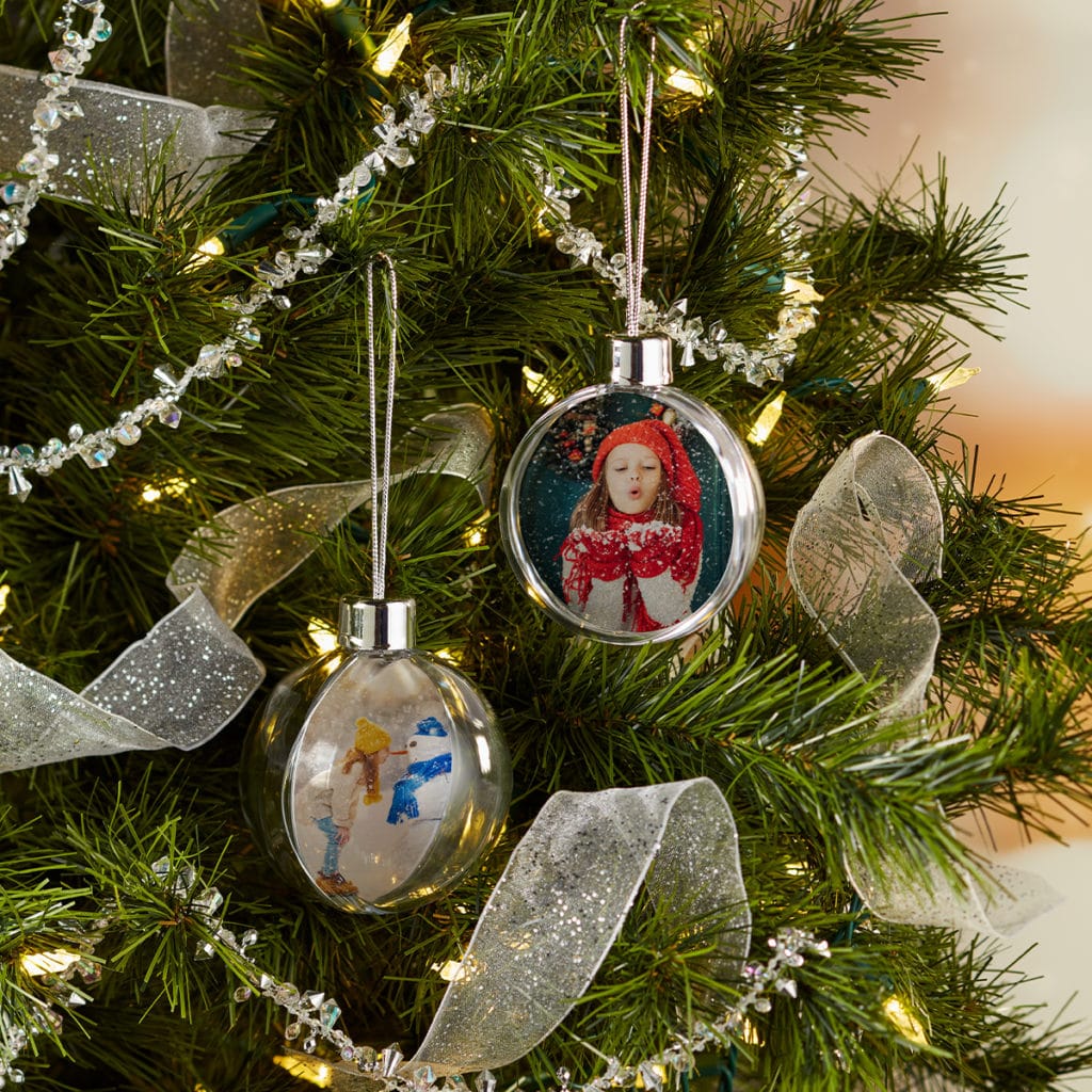 Customise your tree with Christmas ornaments