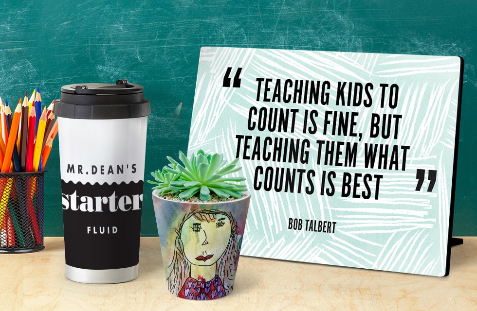 13 Cheap Teacher Christmas Gifts To Give