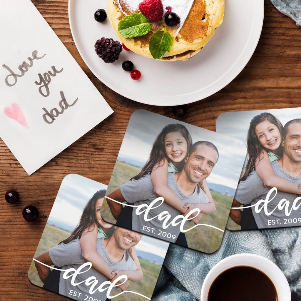 Photo coasters showing father and daughter photo